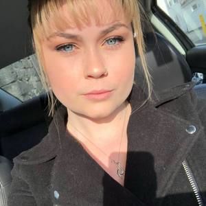 Meet your Posher, Hannah